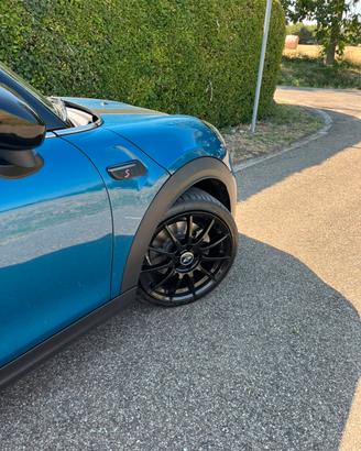 Cerchi MSW-85 gloss black mini