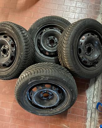 4 Gomme Quattro stagioni 