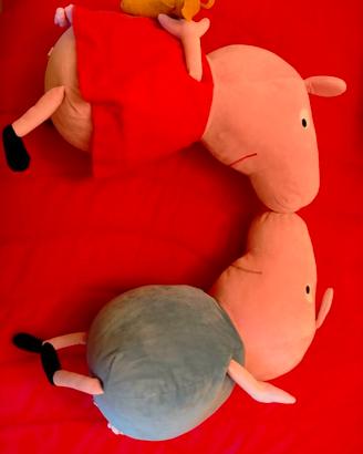 Peluche Peppa Pig e George
