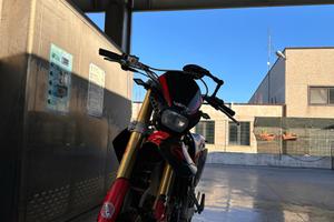 Moto 50 vent derapage