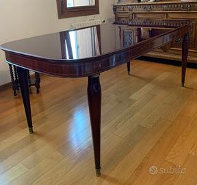 Tavolo sala modernariato