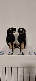 Sandali nero Guess tacco alto 