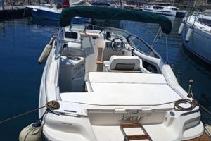 Barca a motore Regal 21.50