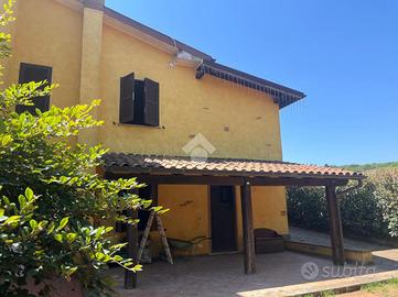 PORZIONE DI BIFAMILIARE A PALESTRINA