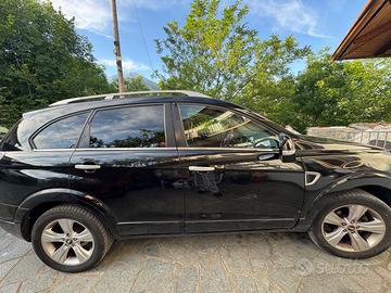 magnifico SUV 7 posti