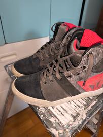 scarpe moto dainese