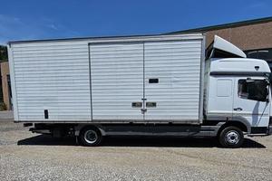 Mercedes atego 818