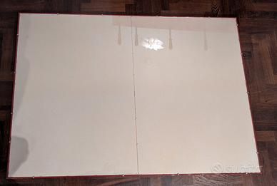 grande cornice rossa