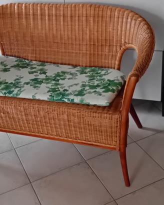 DIVANETTO  MIDOLLINO 