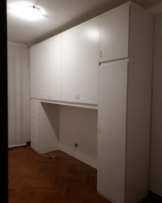 armadio bianco