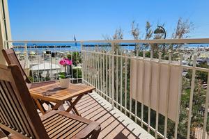 Igea Marina Bilocale Fronte Mare Estivo