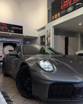 Porsche 992.2 Targa 4 GTS 541cv