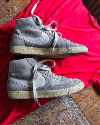 scarpe Nike Blazer alte colore grigio 