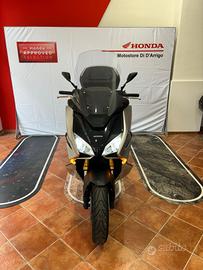 Honda Forza 750 URBAN