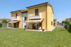 PORZIONE DI BIFAMILIARE A CASALE SUL SILE