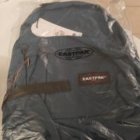 Eastpak  Zaino, 24 L - NightSky Blu Elettrico 