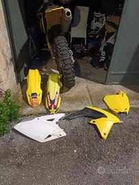 plastiche rmz 450/250 2008/2017 (trattabile)