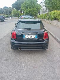 Mini Cooper 11/2022 1,5 colore black enigmatic