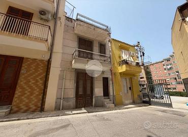 3 LOCALI A BAGHERIA