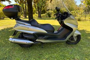 Yamaha Magesty 400