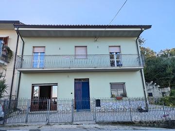 2 terratetti Campoli del Monte TABURNO(BN)