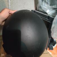 in blocco (50€): 2 caschi marca LS2, taglie