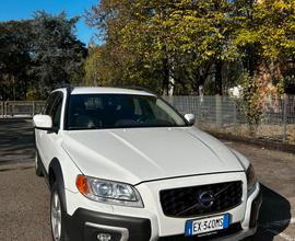 Auto Volvo XC70 D4 Momentum