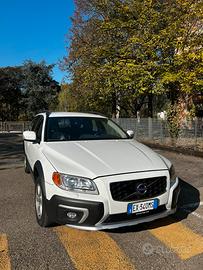 Auto Volvo XC70 D4 Momentum