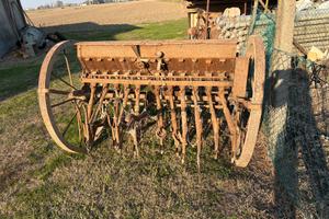 Macchina seminatrice