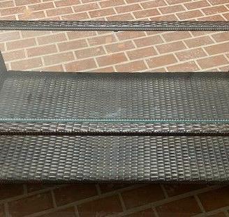 TAVOLINO IN RATTAN