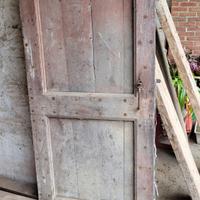 antica porta in legno massello 