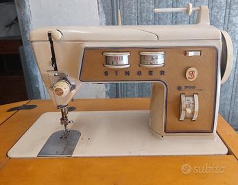 Singer 700
