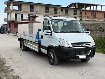 DAILY 65C15 CARROATTREZZI ISOLI SOCCORSO STRADALE