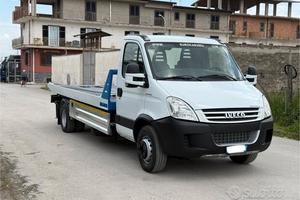 DAILY 65C15 CARROATTREZZI ISOLI SOCCORSO STRADALE