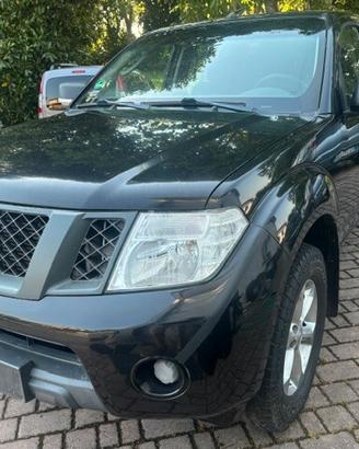Nissan Navara 2.5 dCi 4 porte Double Cab WoRK