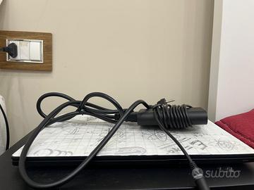 Dell Latitude 7390 (8ª Gen) - Per pezzi di ricambi