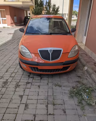 LANCIA Y