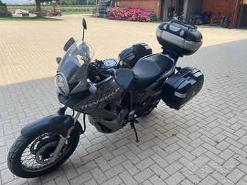 MOTO HONDA TRANSALP