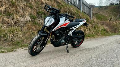 Ktm Duke 390