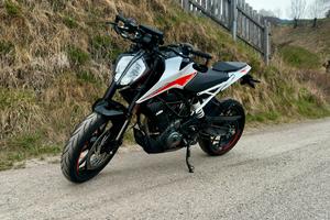 Ktm Duke 390
