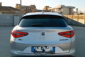 Alfa Rome Stelvio 2.2 190 cv q4 2021