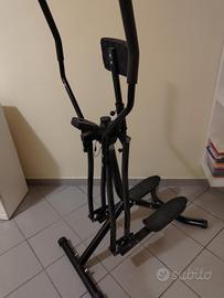 Cross trainer Bicicletta ellittica Cyclette 