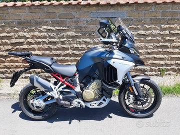 ducati multistrada v4s travel e radar