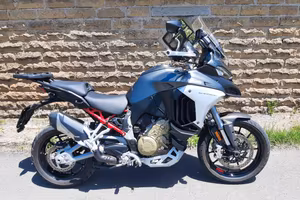 ducati multistrada v4s travel e radar