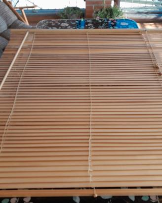 n. 1 tapparella in legno da interno