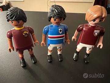 Tre calciatori Playmobil