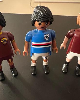 Tre calciatori Playmobil