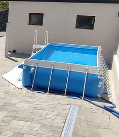 Piscina “Laghetto“