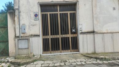 portone in alluminio 