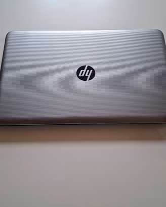 HP Notebook 15-ay110nl perfettamente funzionante